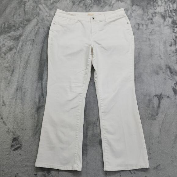 Clearwater Creek Jeans Womens P14 PETITE White Mid Rise Bootcut Stretch Denim - Picture 1 of 11